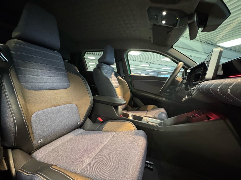 Renault 5 E-Tech 52 Techno 5d