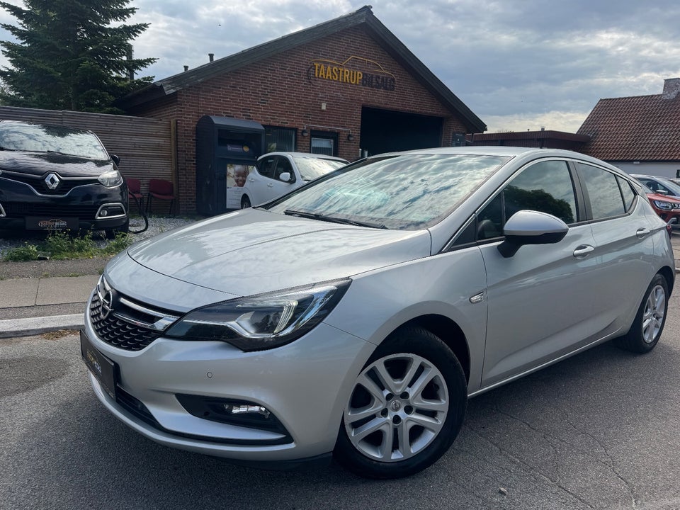 Opel Astra 1,4 T 150 Excite 5d