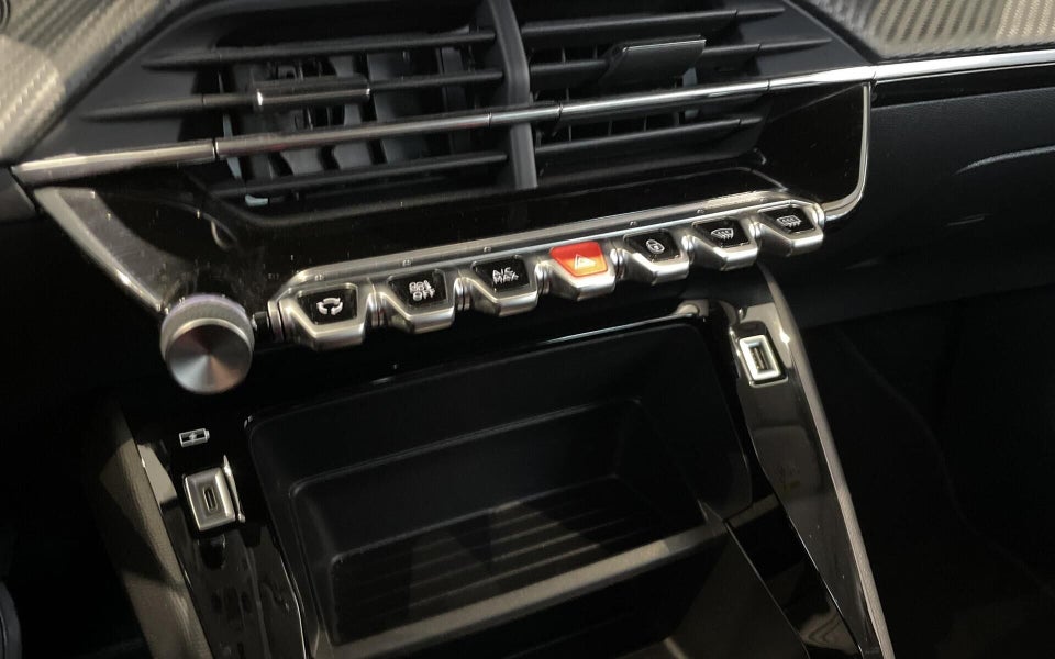 Peugeot e-208 50 Active Pack 5d