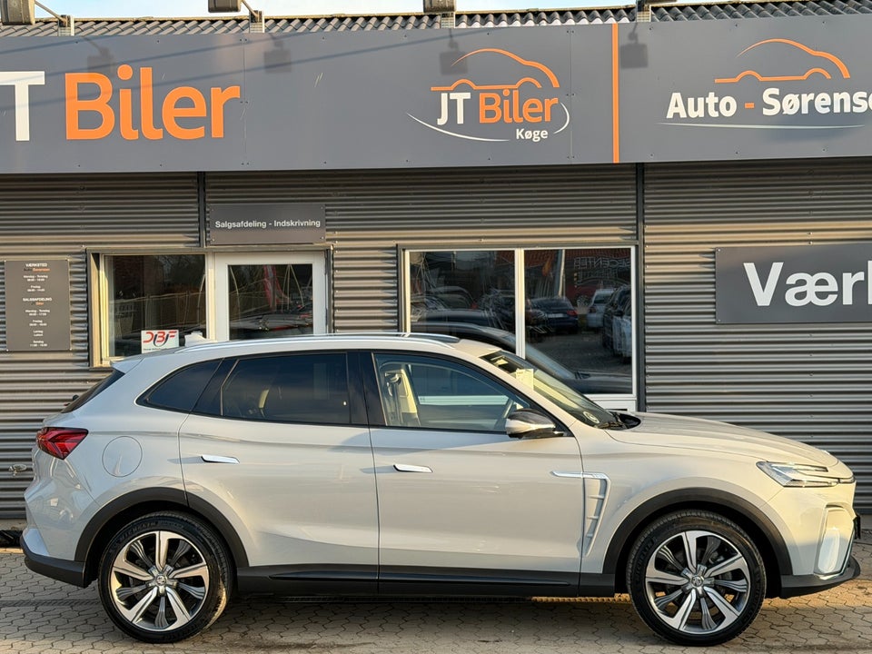 MG Marvel R Luxury 5d