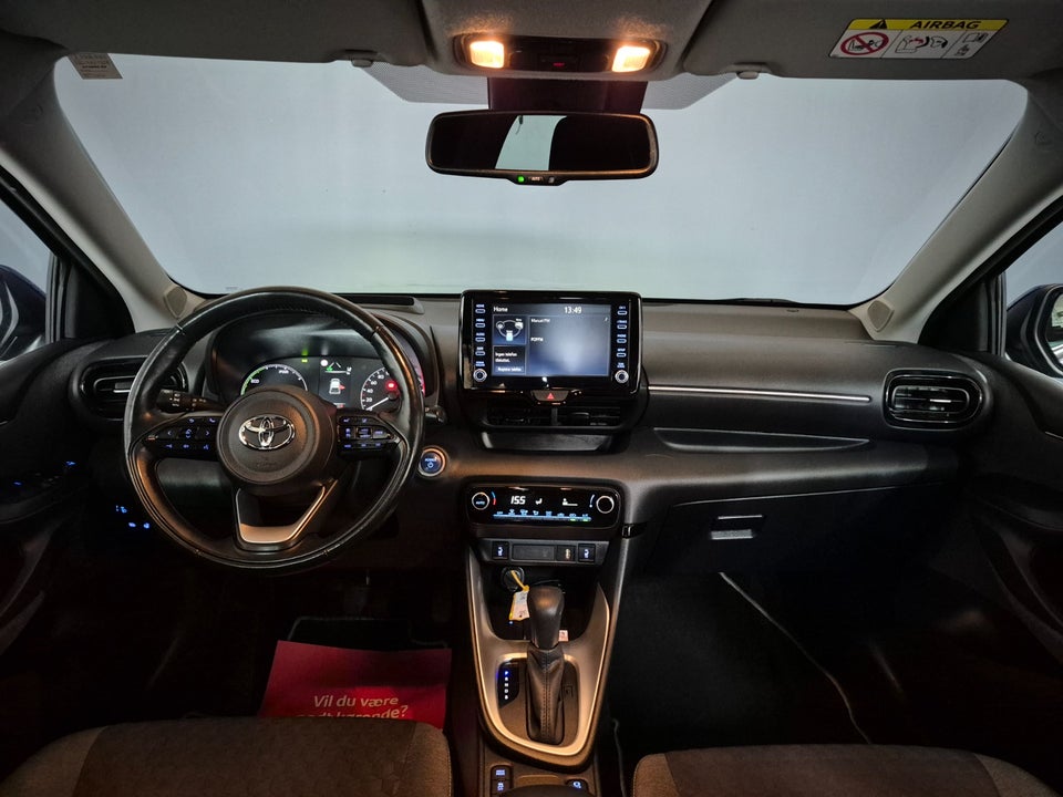 Toyota Yaris 1,5 Hybrid H3 e-CVT 5d