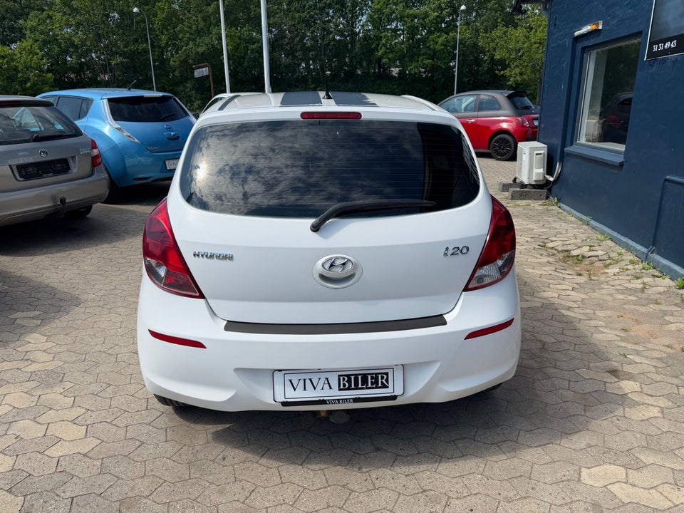 Hyundai i20 1,25 Classic XTR 5d