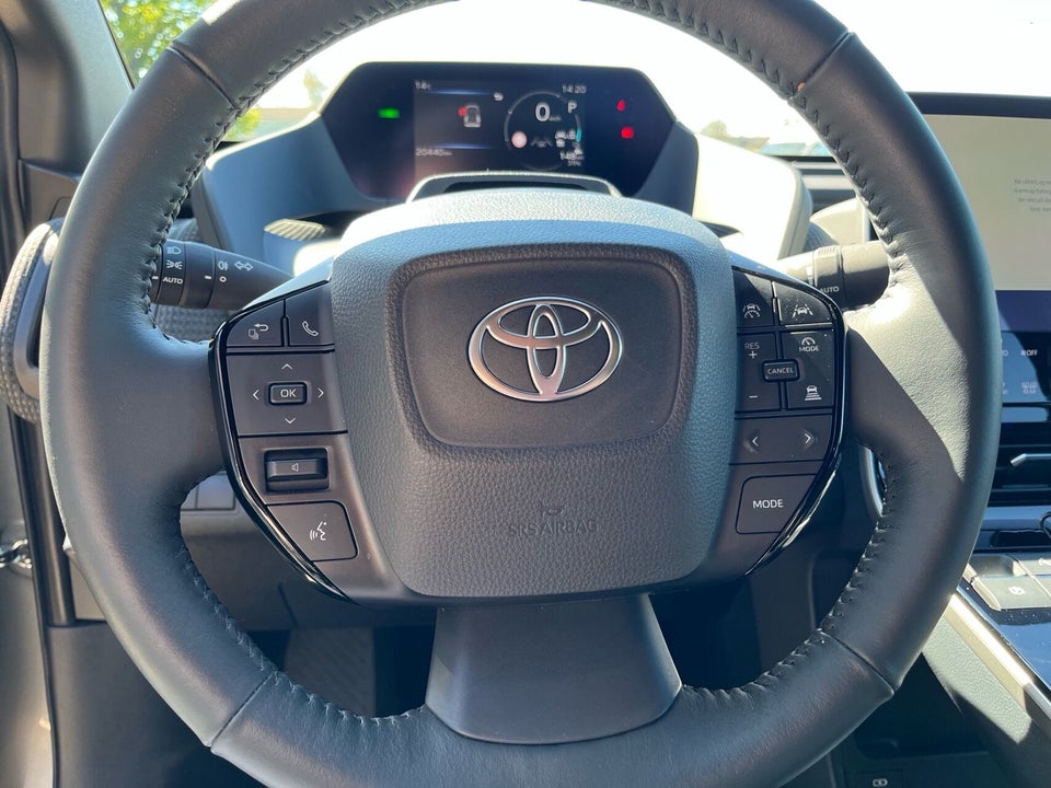 Toyota bZ4X Executive Premium 5d