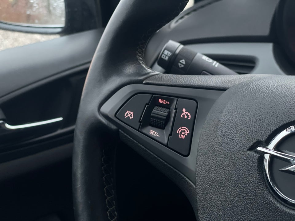 Opel Corsa 1,4 16V Impress 5d