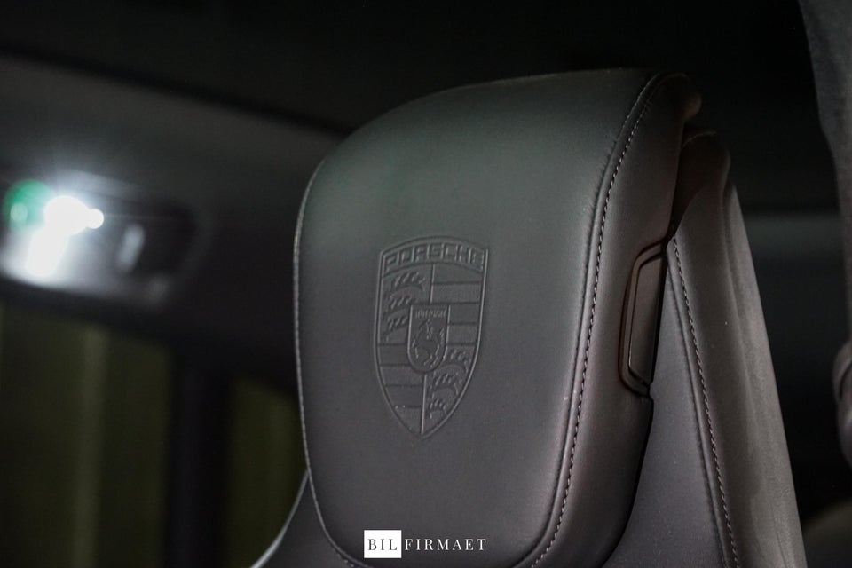 Porsche Taycan 4S Performance+ Cross Turismo 5d