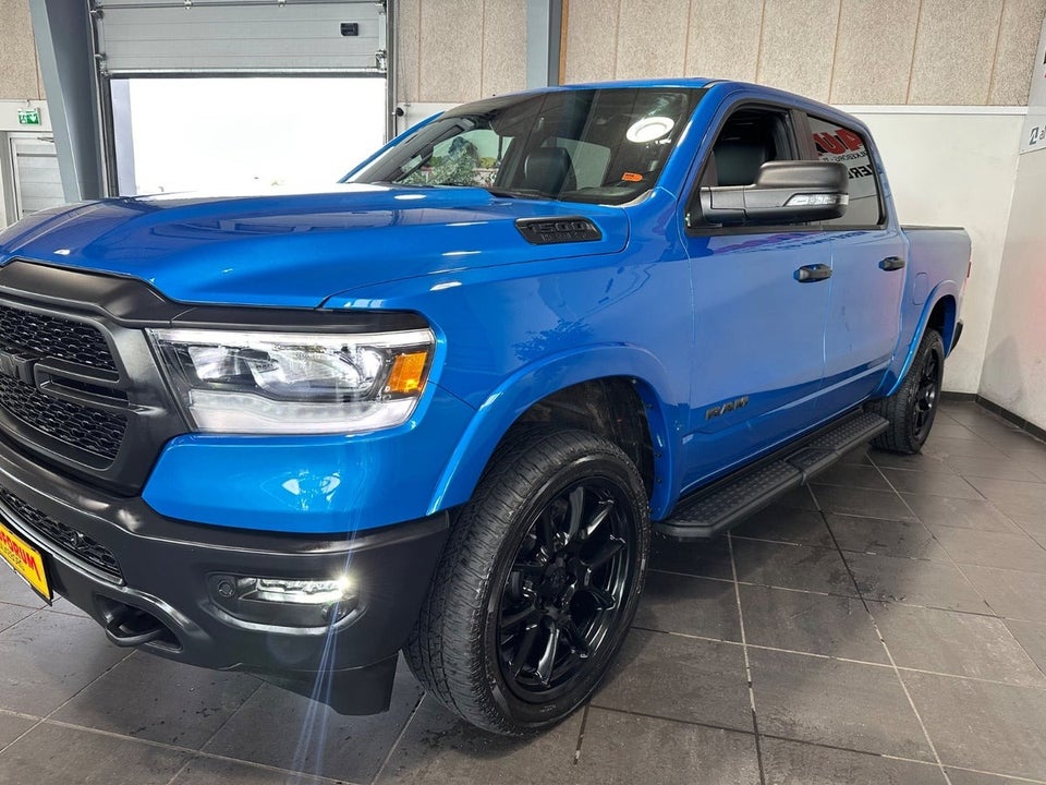 Dodge RAM 1500 5,7 V8 Hemi Big Horn Night aut. 4d