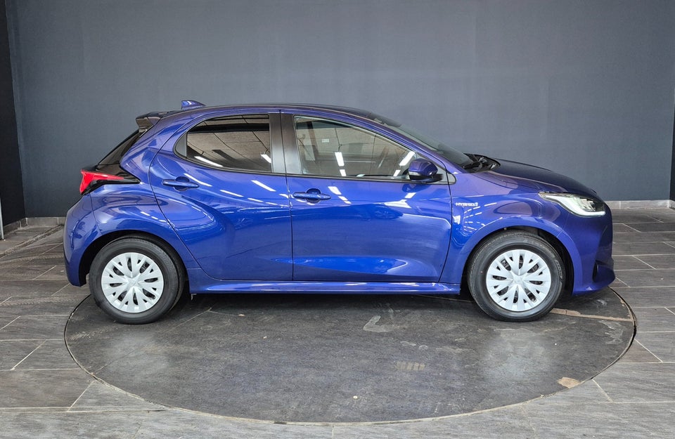 Toyota Yaris 1,5 Hybrid H3 e-CVT 5d