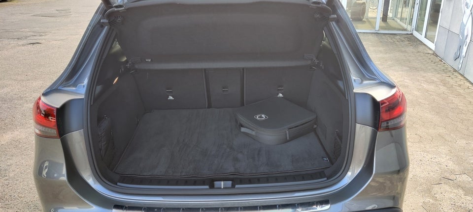 Mercedes EQA250+ Progressive 5d