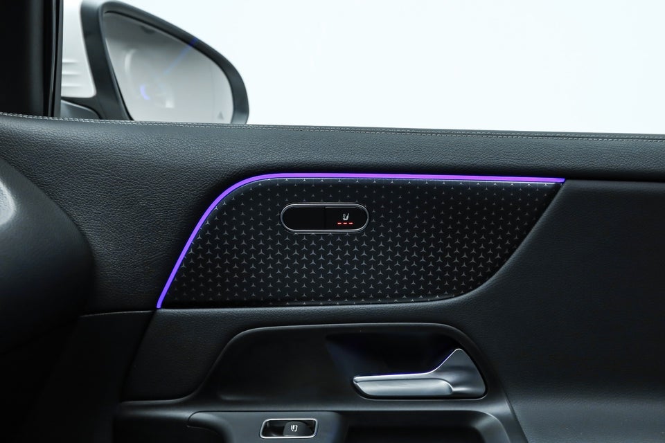 Mercedes EQA350 Progressive 4Matic 5d