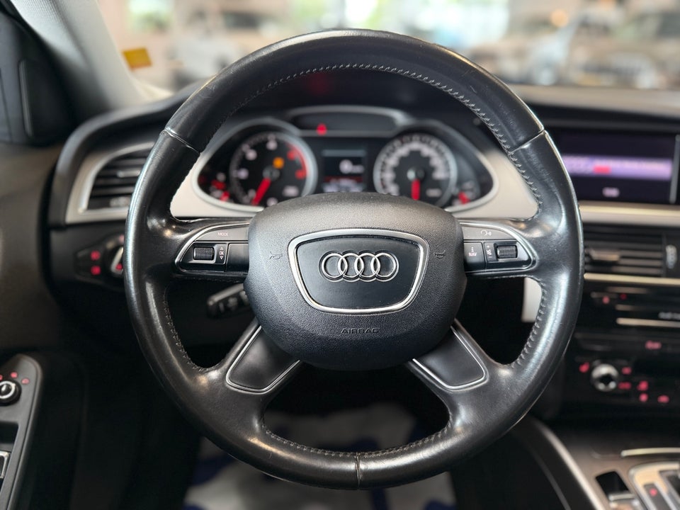 Audi A4 3,0 TDi 204 Avant Multitr. 5d