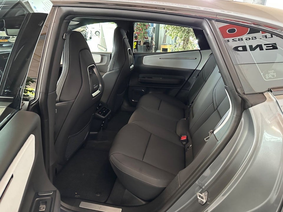 Polestar 4 Long Range AWD 5d