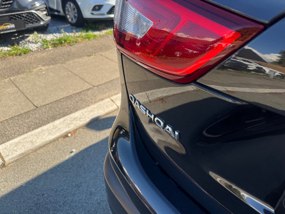 Nissan Qashqai 1,2 Dig-T 115 Acenta 5d