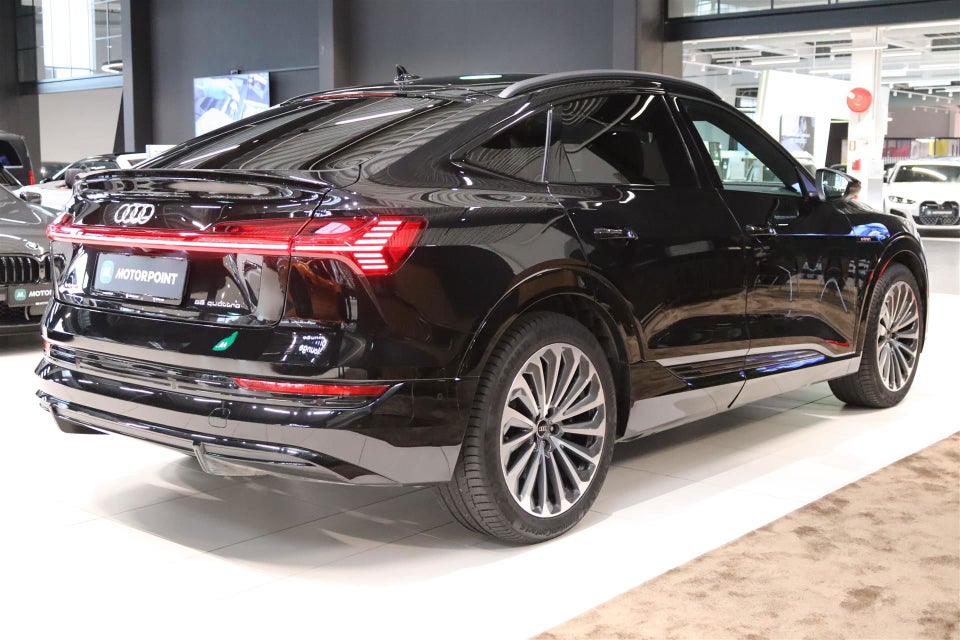 Audi e-tron 55 S-line Sportback quattro 5d