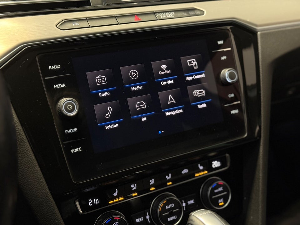 VW Passat 2,0 TDi 150 Highline Premium Variant DSG 5d