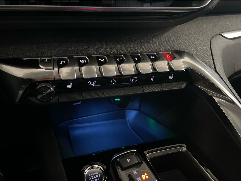 Peugeot 3008 1,6 Hybrid Allure Pack EAT8 5d