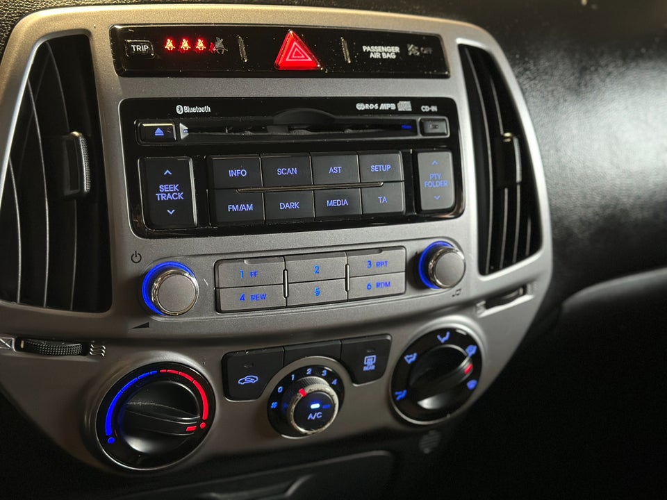 Hyundai i20 1,25 Comfort 5d