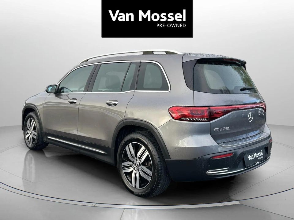 Mercedes EQB250 Progressive 5d