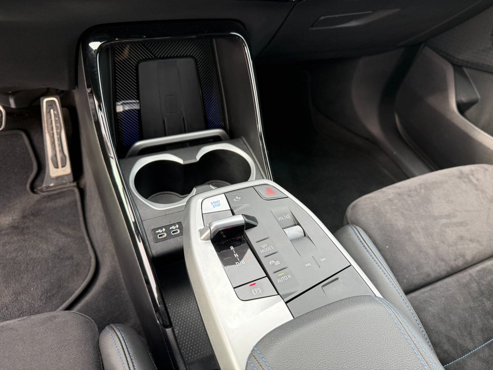 BMW iX1 xDrive30 M-Sport 5d