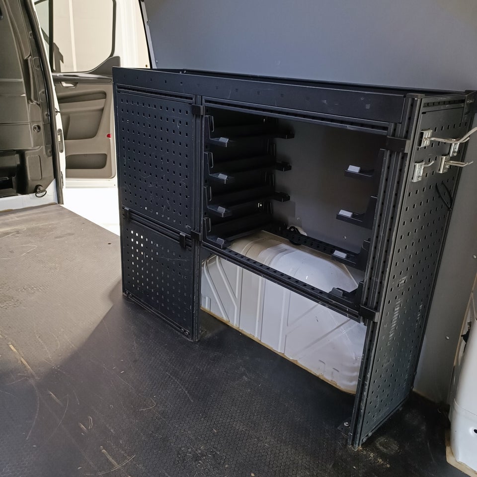 Ford Transit Custom 320 L2 2,0 TDCi 130 Trend