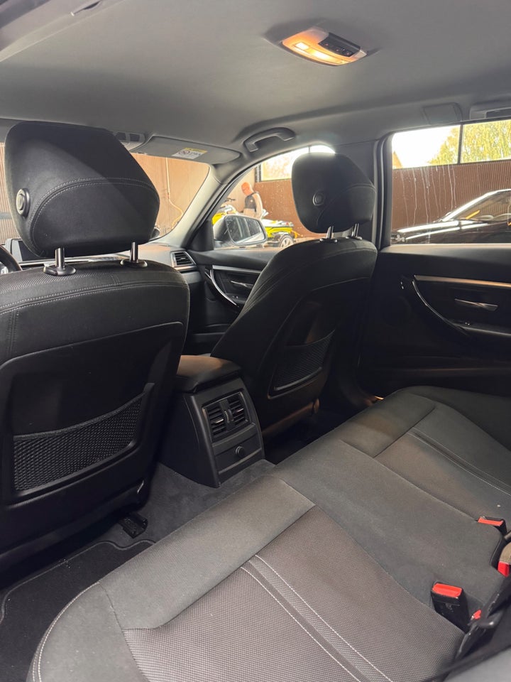 BMW 320d 2,0 Touring Sport Line aut. 5d