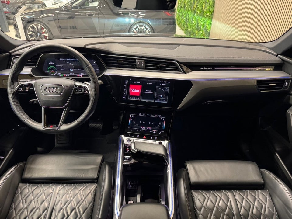 Audi e-tron 55 S-line Sportback quattro 5d