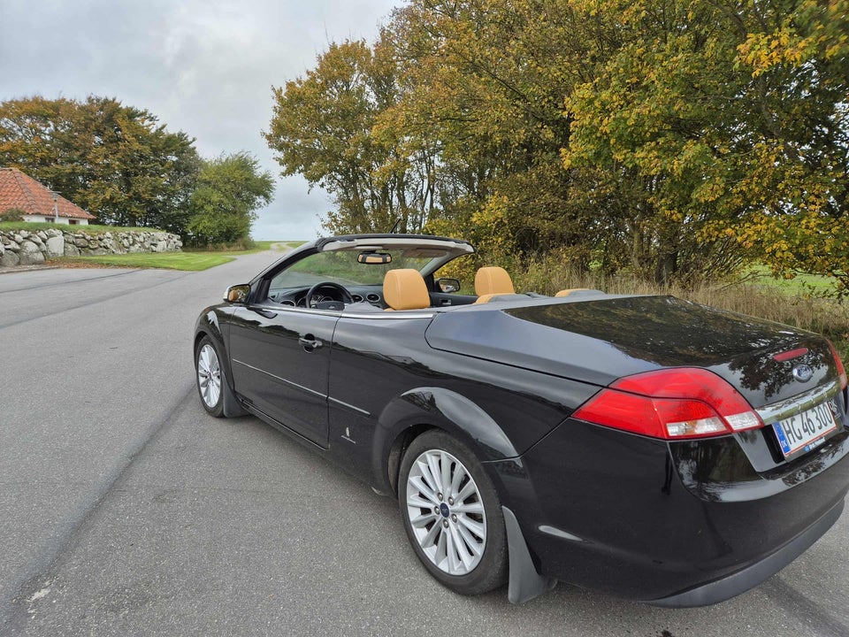 Ford Focus 2,0 Cabriolet TDCi Titanium 2d