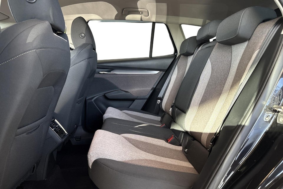 Skoda Enyaq 60 iV Lodge 5d