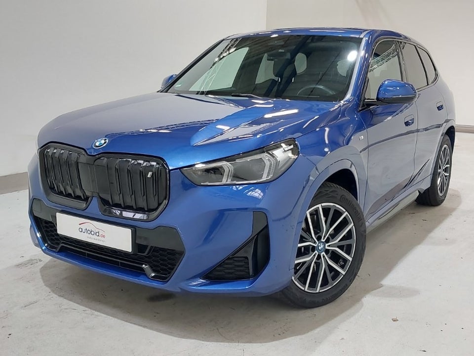 BMW iX1 xDrive30 M-Sport 5d