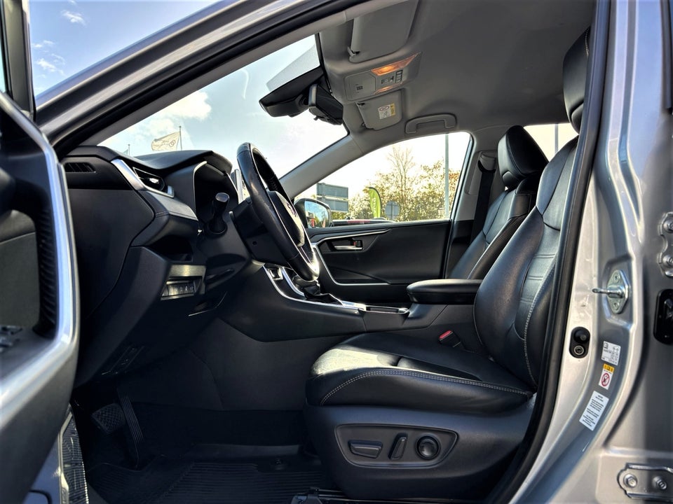 Toyota RAV4 2,5 Hybrid H4 MDS 5d