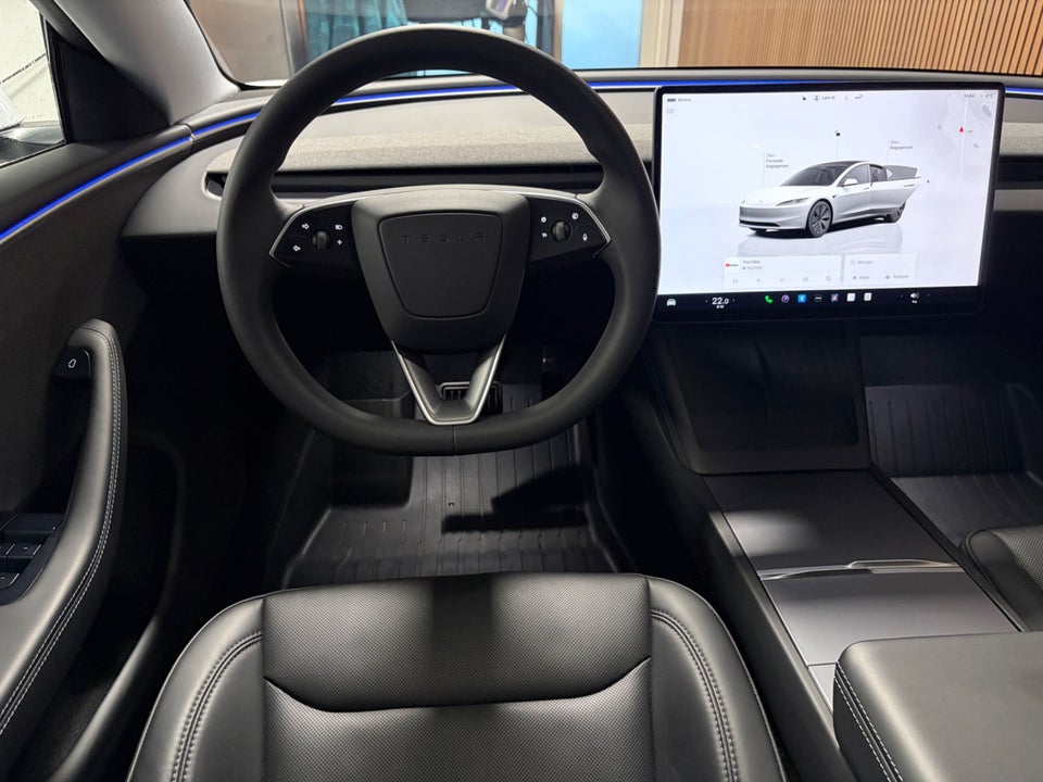 Tesla Model 3 RWD 4d