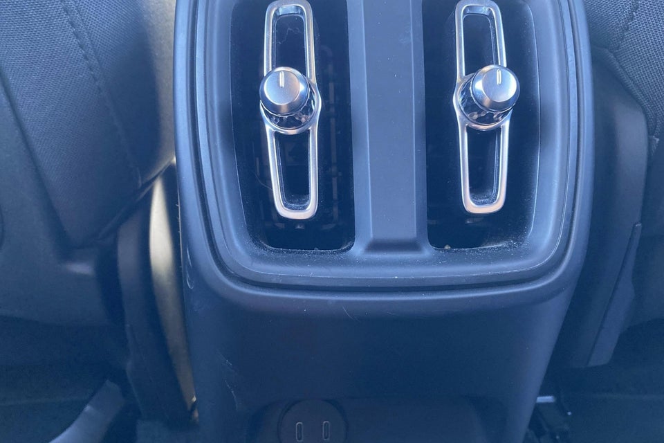 Volvo XC40 ReCharge Extended Range Core 5d