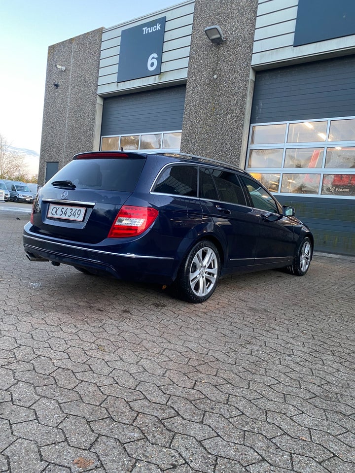Mercedes C220 2,2 CDi Avantgarde stc. aut. 5d