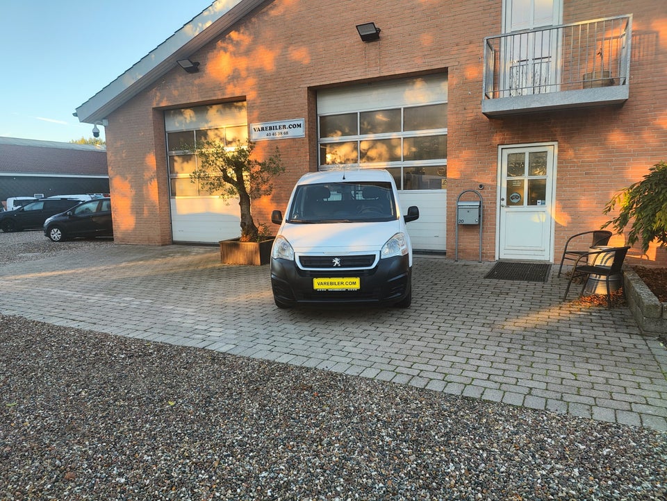 Peugeot Partner 1,6 BlueHDi 75 L1 Flex Van 5d