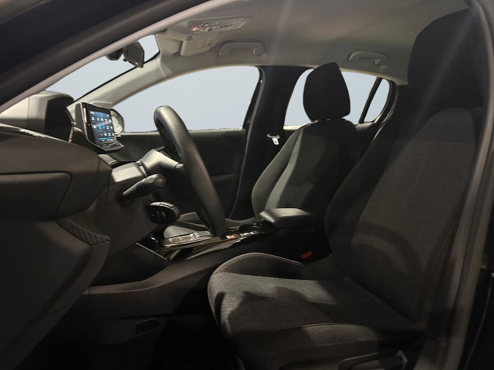 Peugeot e-208 50 Style 5d