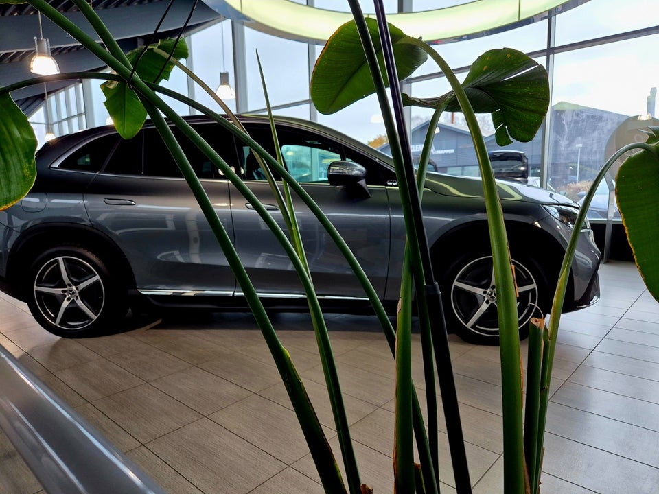 Mercedes EQE350 SUV AMG Advance Plus 4Matic 5d