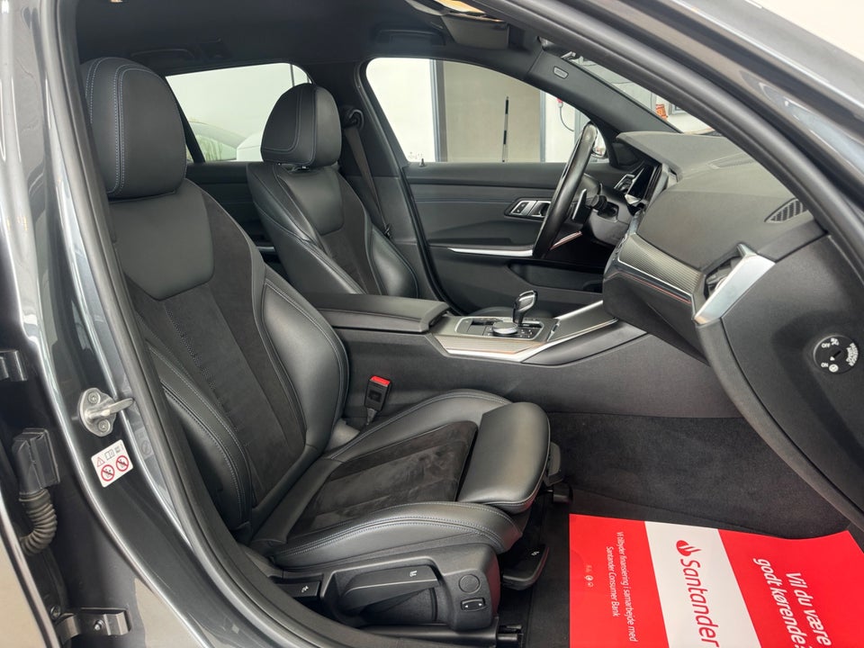 BMW 330d 3,0 Touring M-Sport xDrive aut. 5d