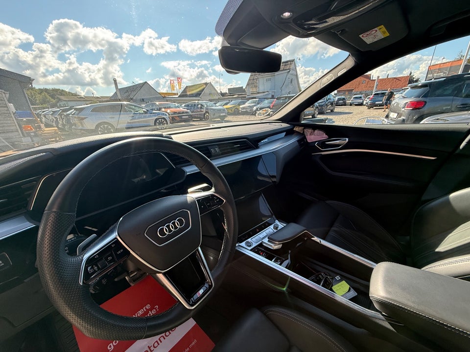 Audi Q8 e-tron 55 S-line Sportback quattro 5d