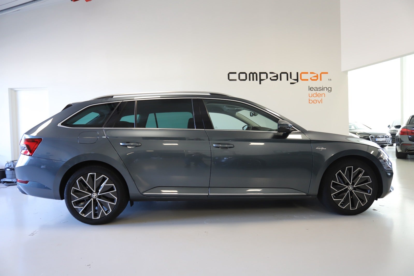 Skoda Superb 2,0 TDi 190 L&K Combi DSG 5d