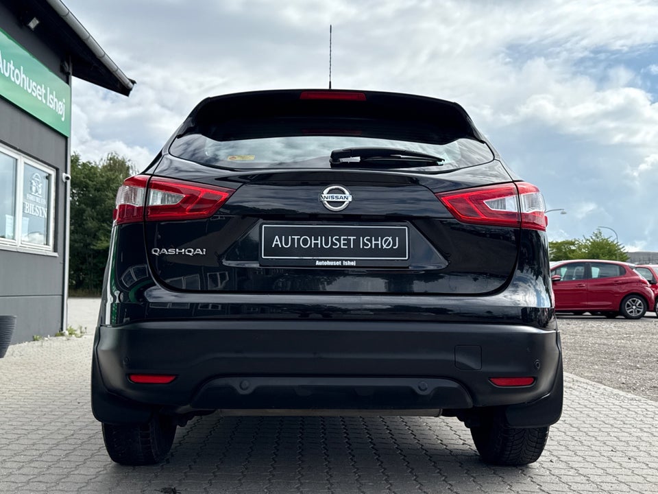 Nissan Qashqai 1,2 Dig-T 115 Acenta 5d