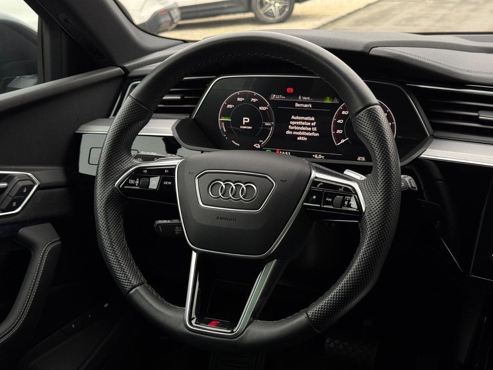 Audi Q8 e-tron 55 S-line Sportback quattro 5d