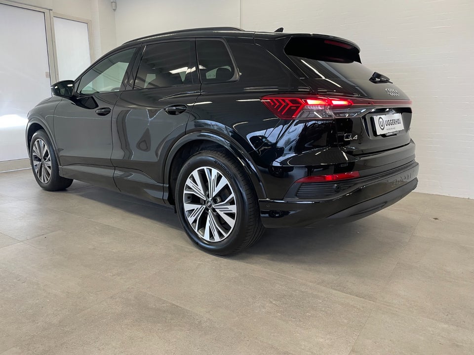 Audi Q4 e-tron 40 Advanced 5d