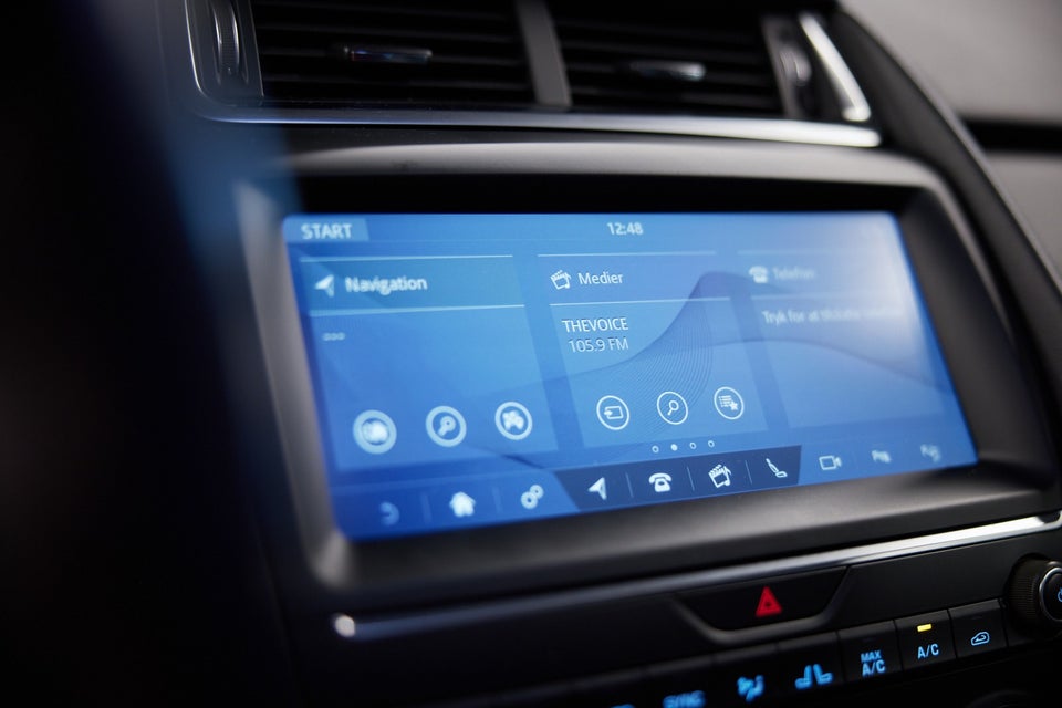 Jaguar E-Pace 2,0 D180 S aut. AWD 5d