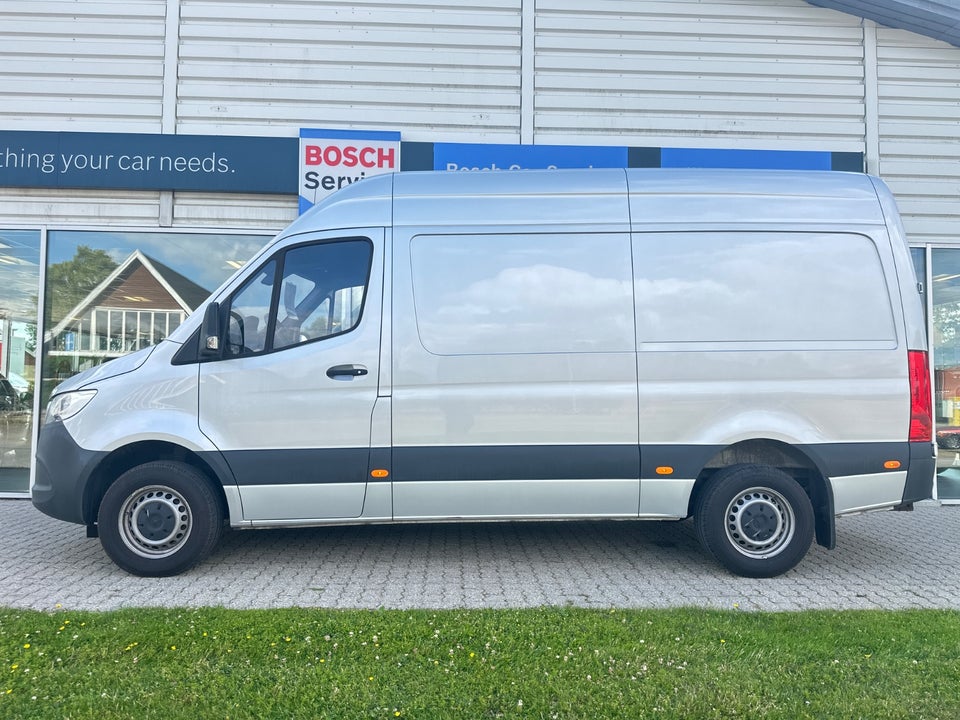 Mercedes Sprinter 317 2,0 CDi A2 Kassevogn aut. RWD