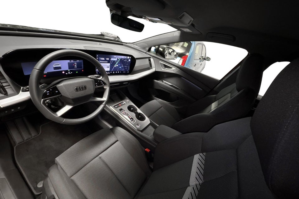 Audi Q4 e-tron performance 5d