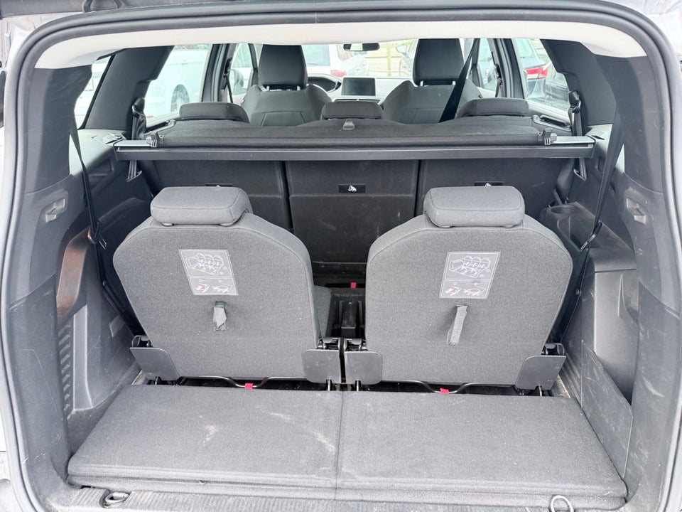 Peugeot 5008 1,5 BlueHDi 130 Active Family Pack EAT8 7prs 5d