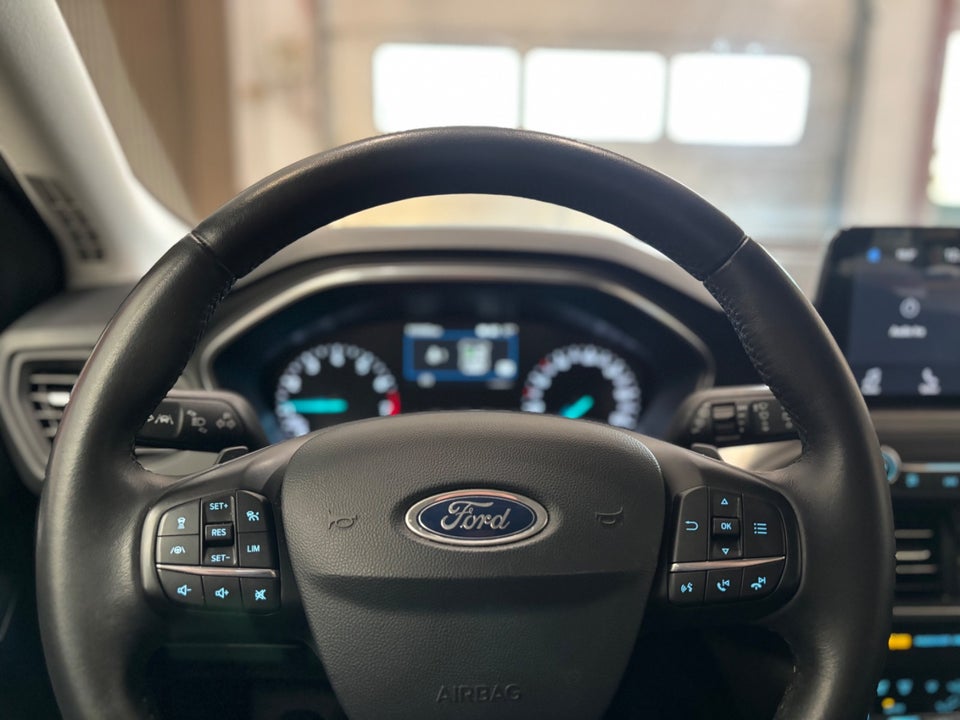 Ford Focus 1,0 EcoBoost Titanium aut. 5d