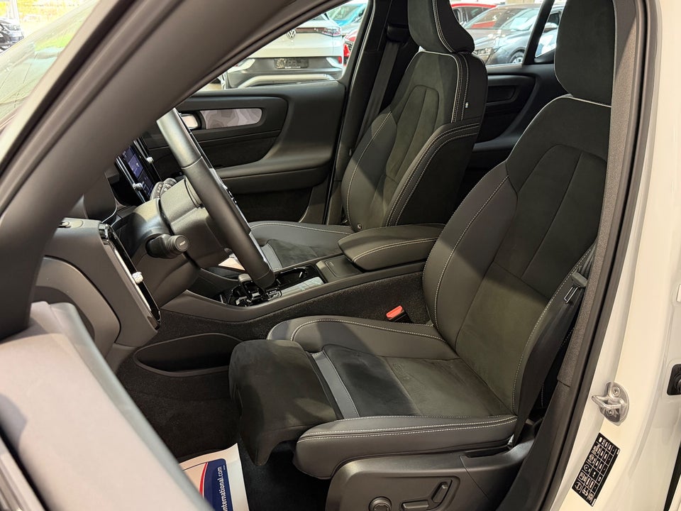 Volvo XC40 P6 ReCharge Plus 5d