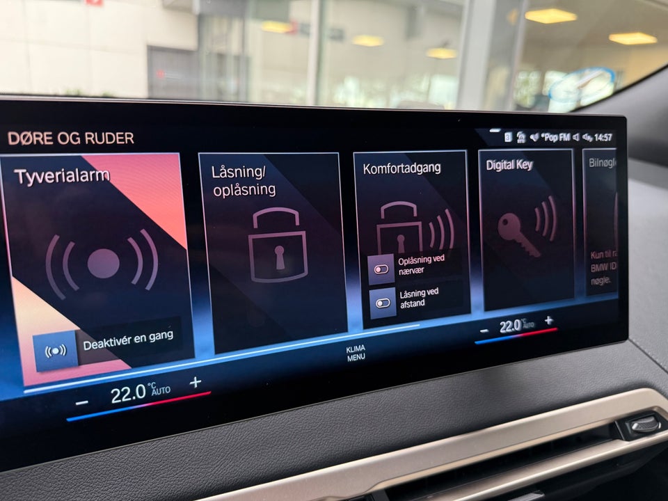 BMW iX xDrive40 Sport 5d