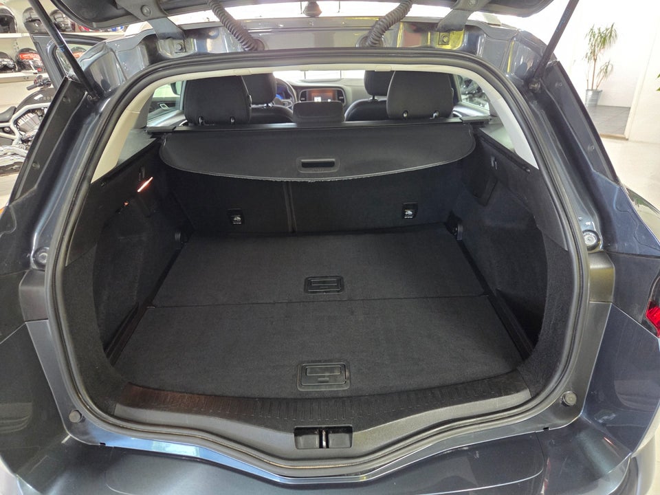Renault Megane IV 1,3 TCe 140 Zen Sport Tourer EDC 5d