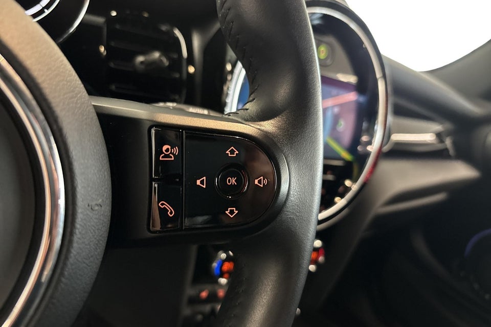 MINI Cooper SE Classic Trim 3d